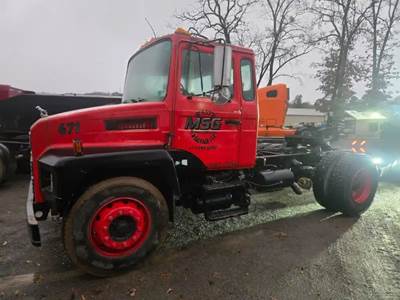 Mack CS300P Salvage Truck