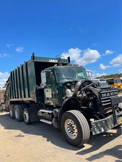 Mack Granite CV713 Salvage Truck
