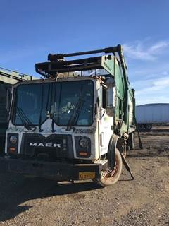 Mack MRU613 Salvage Truck