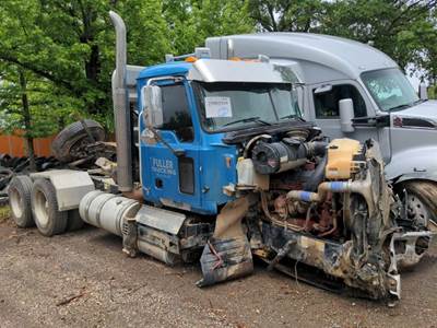 Mack Pinnacle CHU613 Salvage Truck