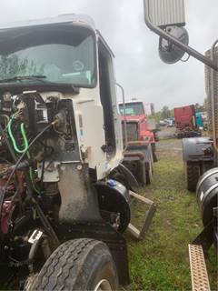 Mack Pinnacle CHU613 Salvage Truck