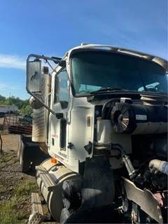 Mack Pinnacle CHU613 Salvage Truck
