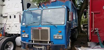 Peterbilt 320 Salvage Truck