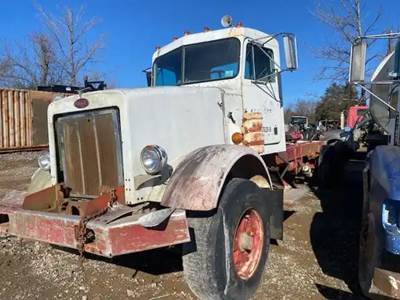 Peterbilt 348 Salvage Truck