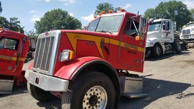 Peterbilt 357 Salvage Truck