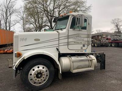 Peterbilt 378 Salvage Truck