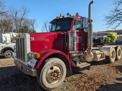 Peterbilt 378 Salvage Truck