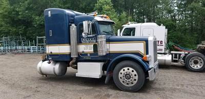 Peterbilt 379 Salvage Truck