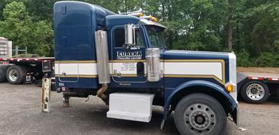 Peterbilt 379 Salvage Truck