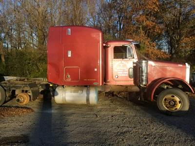 Peterbilt 379 Salvage Truck