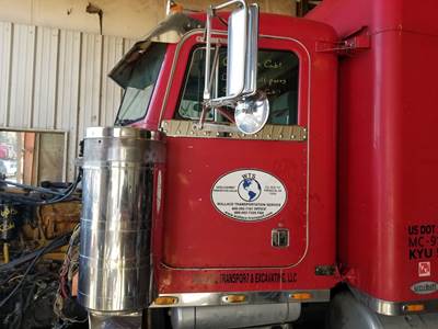 Peterbilt 379 Salvage Truck