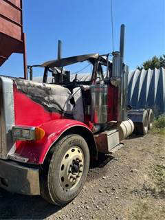 Peterbilt 379 Salvage Truck