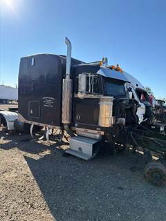 Peterbilt 379 Salvage Truck