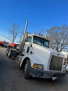 Peterbilt 385 Salvage Truck