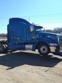 Peterbilt 386 Salvage Truck