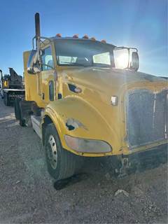Peterbilt 386 Salvage Truck