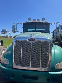 Peterbilt 386 Salvage Truck