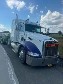 Peterbilt 386 Salvage Truck