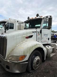 Peterbilt 386 Salvage Truck