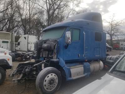 Peterbilt 387 Salvage Truck