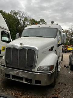 Peterbilt 387 Salvage Truck