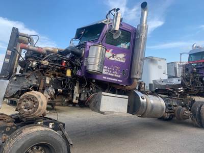 Peterbilt 388 Salvage Truck