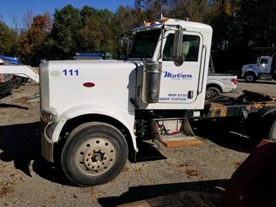 Peterbilt 388 Salvage Truck
