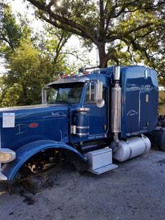 Peterbilt 388 Salvage Truck