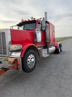 Peterbilt 388 Salvage Truck