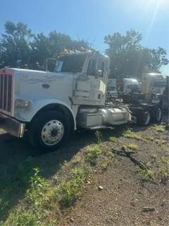 Peterbilt 388 Salvage Truck