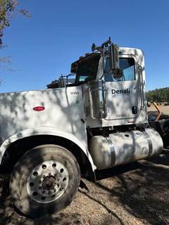 Peterbilt 388 Salvage Truck
