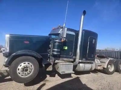 Peterbilt 389 Salvage Truck