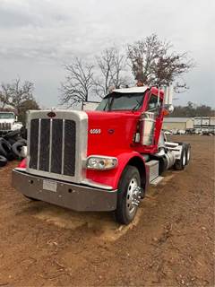 Peterbilt 389 Salvage Truck