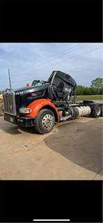 Peterbilt 567 Salvage Truck