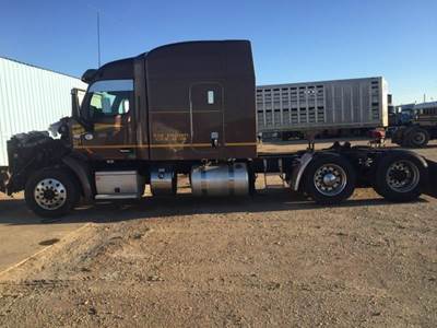 Peterbilt 579 Salvage Truck