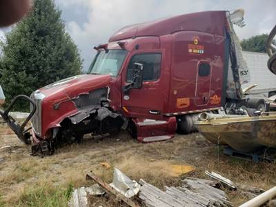 Peterbilt 579 Salvage Truck