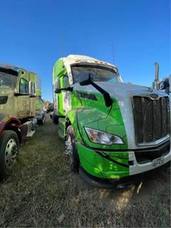 Peterbilt 579 Salvage Truck
