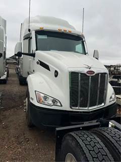Peterbilt 579 Salvage Truck
