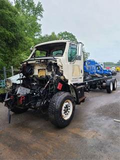 Sterling L8500 Salvage Truck