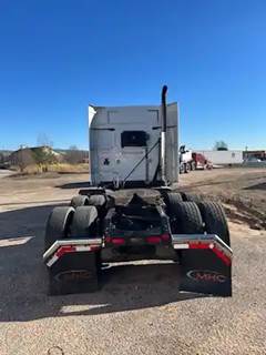 Volvo VNL Salvage Truck