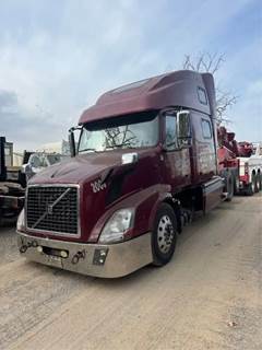 Volvo VNL Salvage Truck