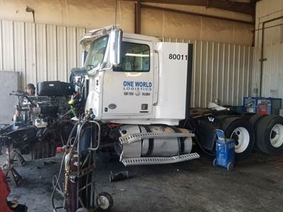 Western Star 5700 Salvage Truck