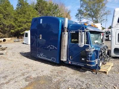 Peterbilt 388 Sleeper