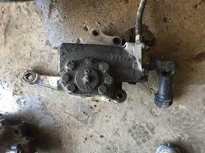 TRW/ROSS Steering Gear / Rack for a 2010 Mack CHU613