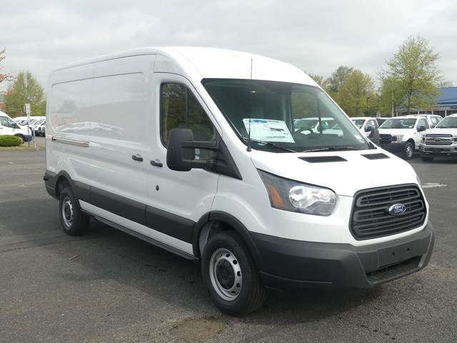 Ford Cargo Van For Sale >> 2019 Ford Transit Van 148 Med Rf Cargo Van For Sale 30 Miles Ford Cargo Van For Sale >> 2019 Ford Transit Van 148 Med Rf Cargo Van For Sale 30 Miles