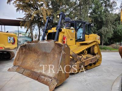 Caterpillar D8T Dozer