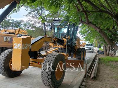 Caterpillar 120 Motor Grader