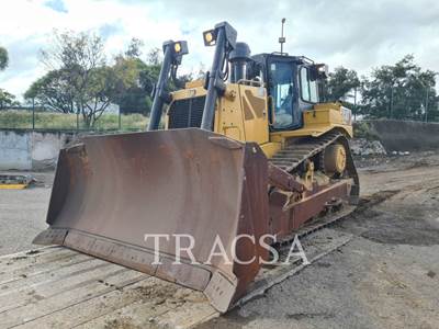 Caterpillar D8T Tractor