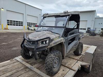 John Deere GATOR XUV 590M Utility Vehicle