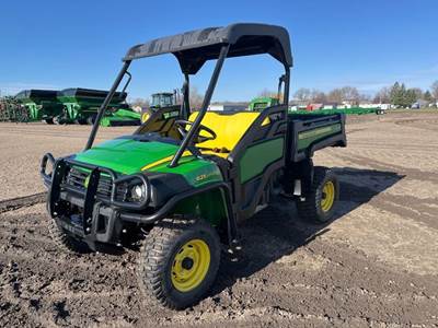 John Deere GATOR XUV 625I Utility Vehicle